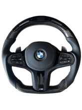 BMW SERIA G FIBRĂ DE CARBON / LED ȘI DISPLAY / VOLAN PERSONALIZAT
